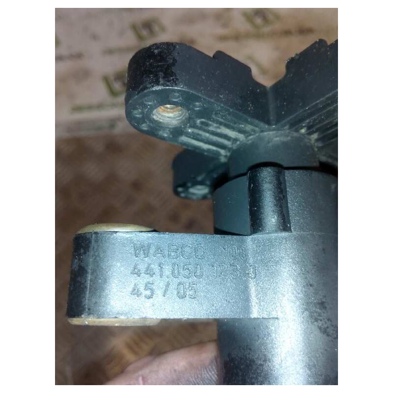 Recambio de valvula aire para man tg - a 18.430 fg / bb (e3/e4) l referencia OEM IAM 81259370040 4410501230 ELECTRO VALVULA SENS - Blanco 4