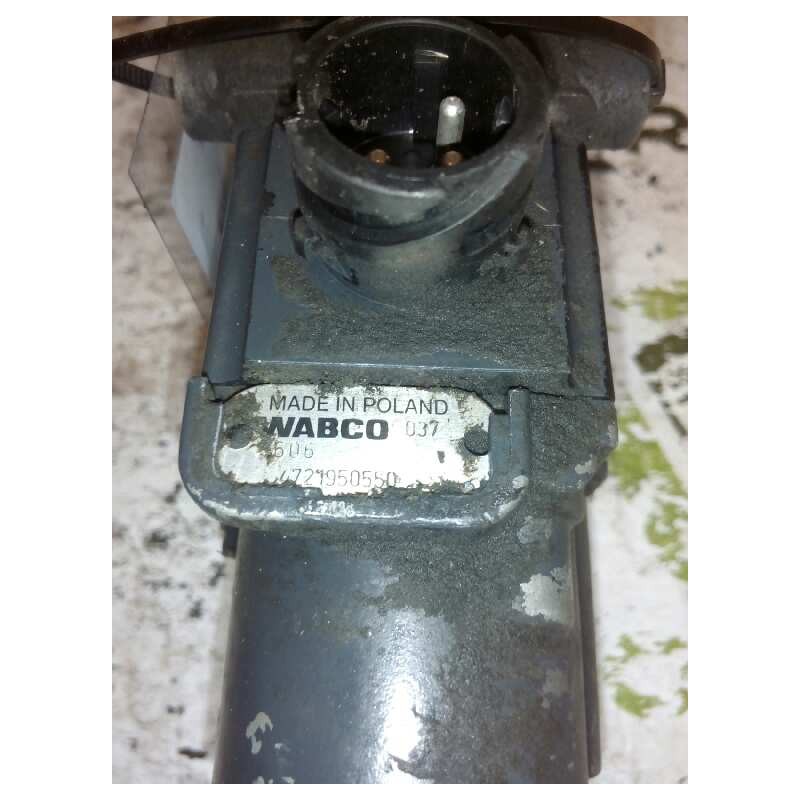 Recambio de valvula aire para iveco stralis (ad/at) fg ad   4x2 tráfico urbano referencia OEM IAM 4721950550 WABCO ELECTRO VALVU 2