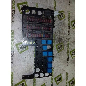 Recambio de caja reles / fusibles para renault s 100.07/08 /110/120/130.08/09 chasis (modelo 120.08) 82 kw e1 tráfico urbano ref