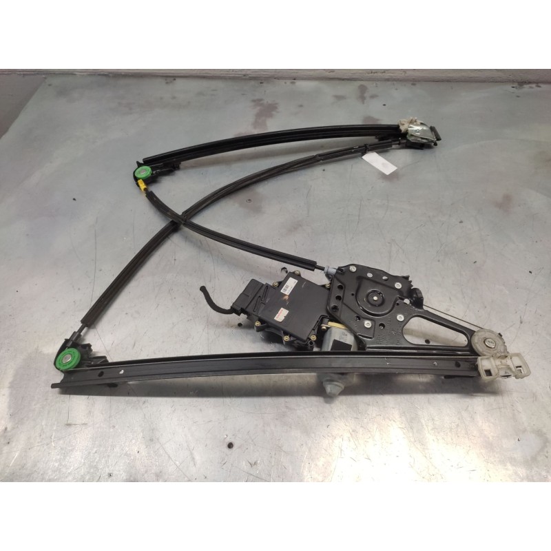 Recambio de elevalunas delantero derecho para seat alhambra (7v9) kids referencia OEM IAM 7M3959802 - Negro 2