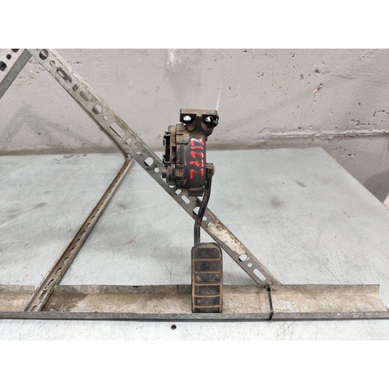 Recambio de potenciometro pedal para opel movano (2004 =>) combi corto l1h1 2.8t referencia OEM IAM 7700314525  