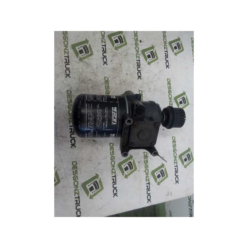 Recambio de valvula aire para daf serie xf105.460 fsa 4x2 space-cab referencia OEM IAM LA8145 K014985 VALVULA SECADORA 2