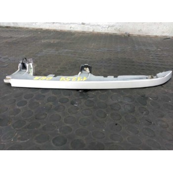 Recambio de molduras delanteras para nissan primera berl./familiar (p10/w10) gx berlina (a,e) referencia OEM IAM  BISEL IZQUIERD