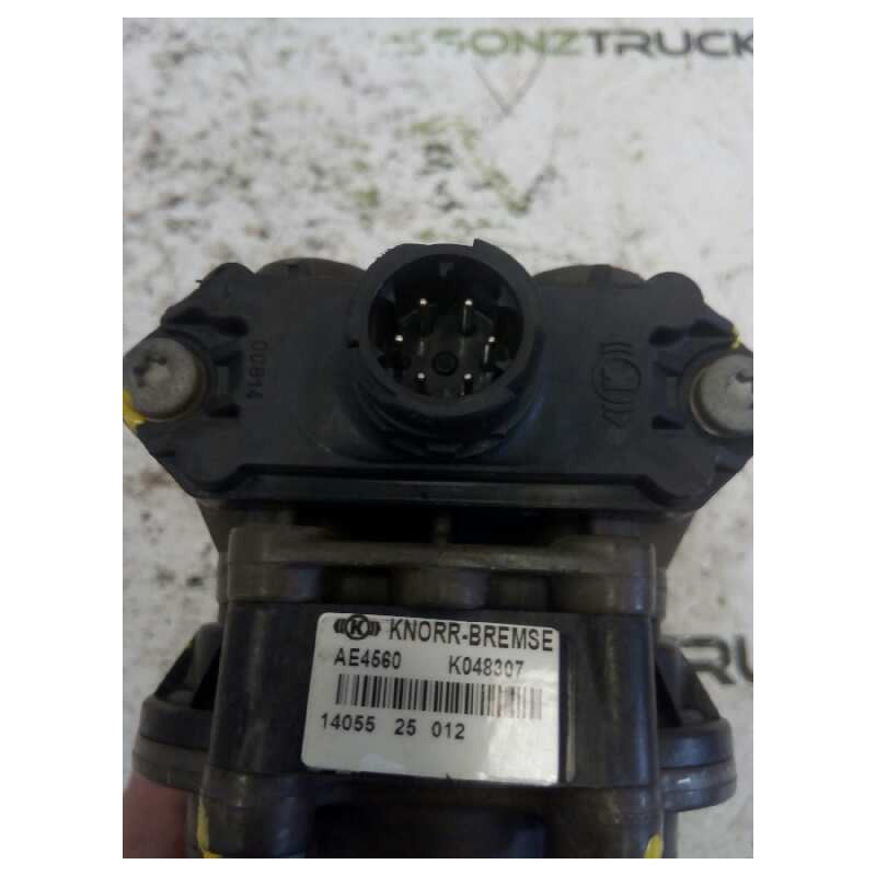 Recambio de valvula aire para iveco stralis (ad/at) fg ad   4x2 tráfico urbano referencia OEM IAM AE4560 K048307 VALVULA SEXTUPL 3