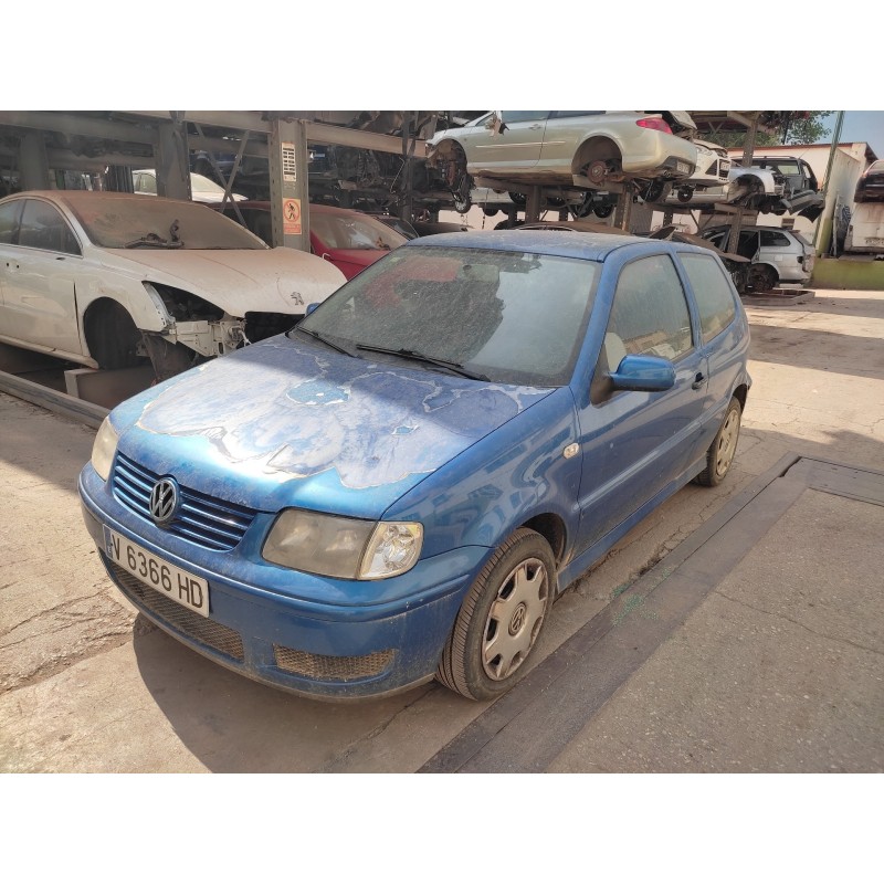 VOLKSWAGEN POLO BERLINA (6N2)