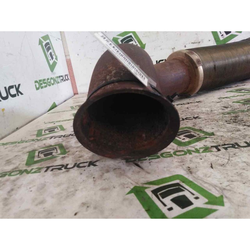 Recambio de flector tubo escape para renault serie t fg 4x2 cabina high-sleeper referencia OEM IAM 22101241 - Blanco 2