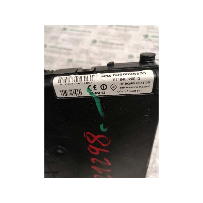 Recambio de caja reles / fusibles para renault scenic ii authentique referencia OEM IAM 8200606831 S118400250G 3