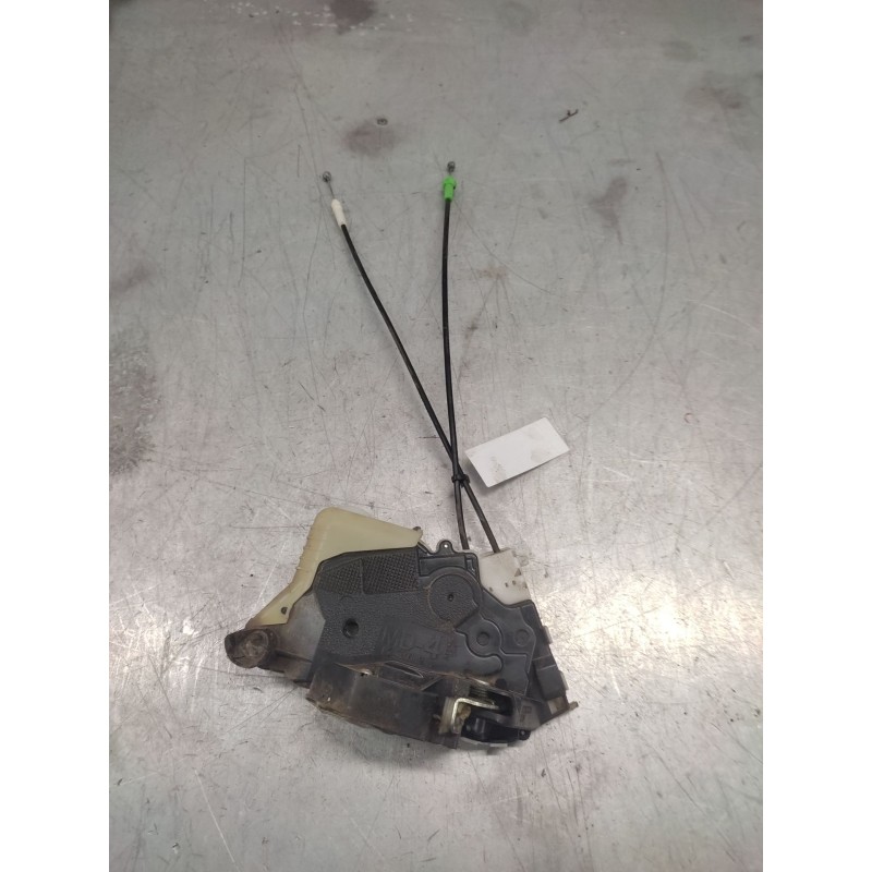 Recambio de cerradura puerta delantera derecha para toyota yaris 1.0 cat referencia OEM IAM  6 PINS - Rojo 2