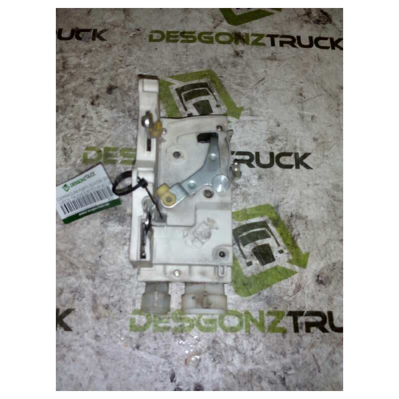 Recambio de cerradura puerta delantera derecha para iveco eurotech (mp) fsa  (440 e 39) larga distancia referencia OEM IAM B792 
