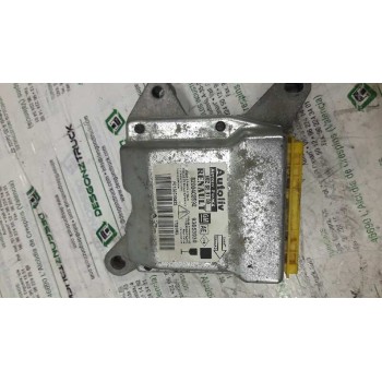 Recambio de centralita airbag para opel vivaro combi 2.7t corto referencia OEM IAM 8200402592  
