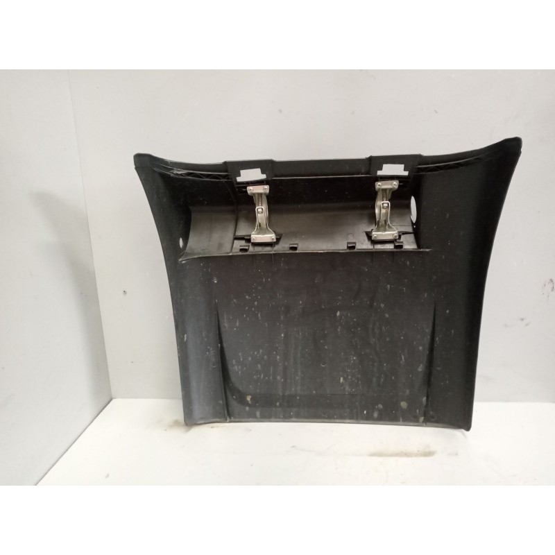 Recambio de guardabarros trasero izquierdo para daf serie xf106 referencia OEM IAM   DELANTERO