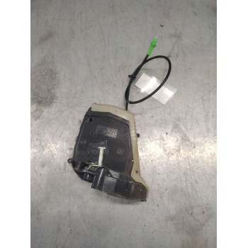 Recambio de cerradura puerta trasera izquierda para toyota yaris 1.0 cat referencia OEM IAM  2 PINS 