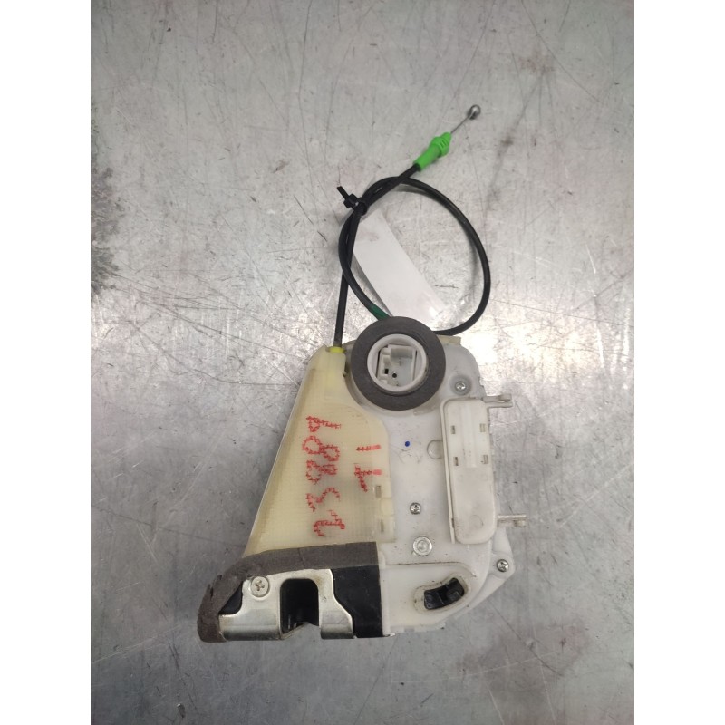 Recambio de cerradura puerta trasera izquierda para toyota yaris 1.0 cat referencia OEM IAM  2 PINS - Rojo 3