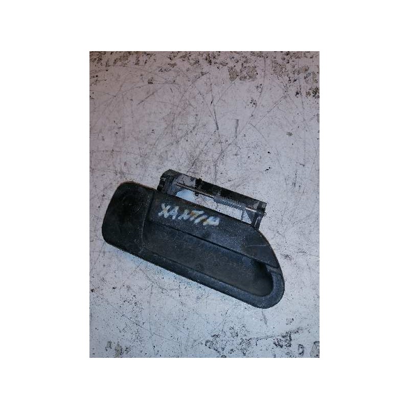 Recambio de maneta exterior delantera derecha para citroën xantia berlina 1.6 referencia OEM IAM 9610006377  