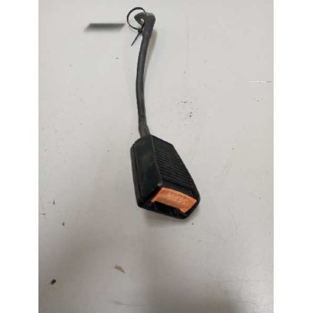 Recambio de enganche de cinturon delantero izquierdo para iveco eurocargo 7.7 diesel referencia OEM IAM   