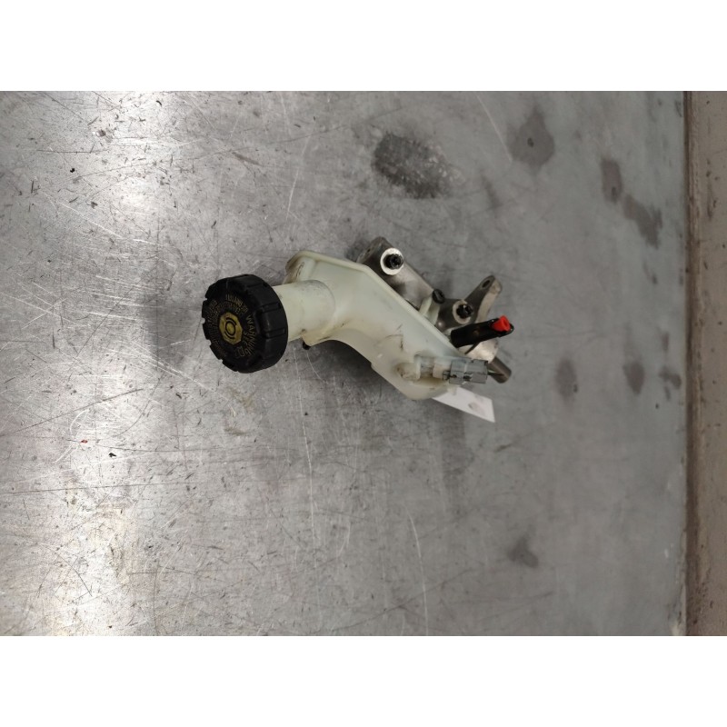 Recambio de bomba freno para renault clio iii dynamique referencia OEM IAM 8200129956 - Plata 2