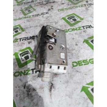 CERRADURA PUERTA DELANTERA DERECHA 