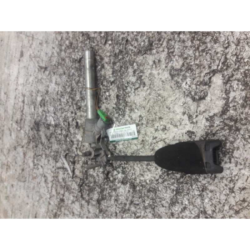 Recambio de pretensor airbag izquierdo para opel corsa d 1.3 16v cdti referencia OEM IAM 6082929 - Blanco 2
