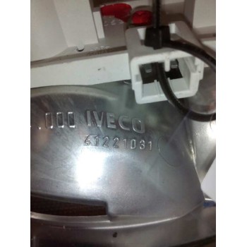 Recambio de luz interior para iveco eurocargo tector 5.9 diesel referencia OEM IAM 41221031 08874000 
