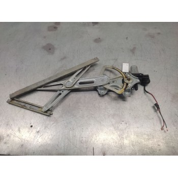 Recambio de elevalunas delantero derecho para toyota yaris 1.0 cat referencia OEM IAM 857100D100  