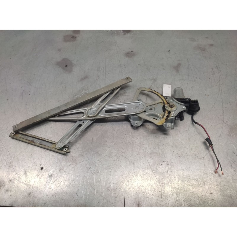 Recambio de elevalunas delantero derecho para toyota yaris 1.0 cat referencia OEM IAM 857100D100 - Rojo 2
