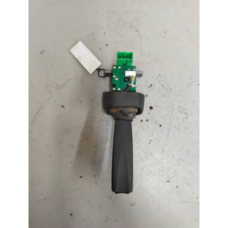 Recambio de mando intermitentes para volvo fm 12 2002  12.1 diesel (d12d420) referencia OEM IAM 20701049 - Blanco 2