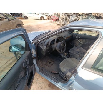 citroën xsara berlina del año 2001
