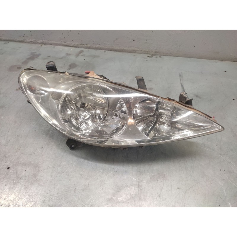 Recambio de faro izquierdo para peugeot 307 break / sw (s1) sw referencia OEM IAM   