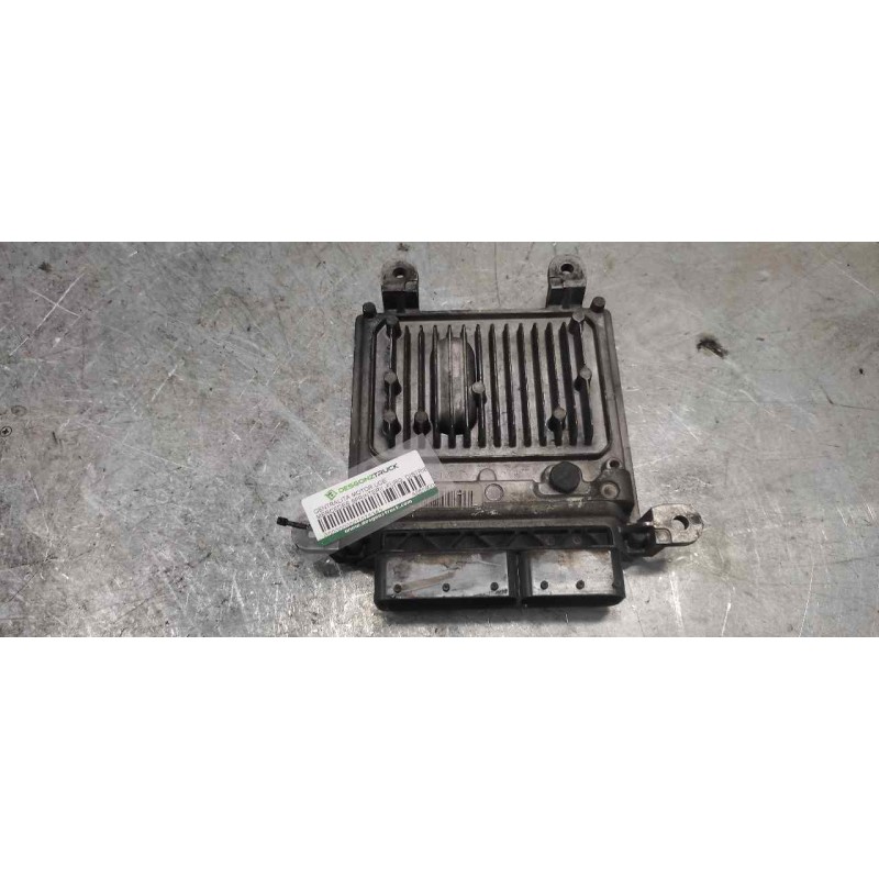 Recambio de centralita motor uce para mercedes-benz sprinterii (furg. distrib. carga)(reserve) 310/313/316 cdi (906.135) referen - Blanco