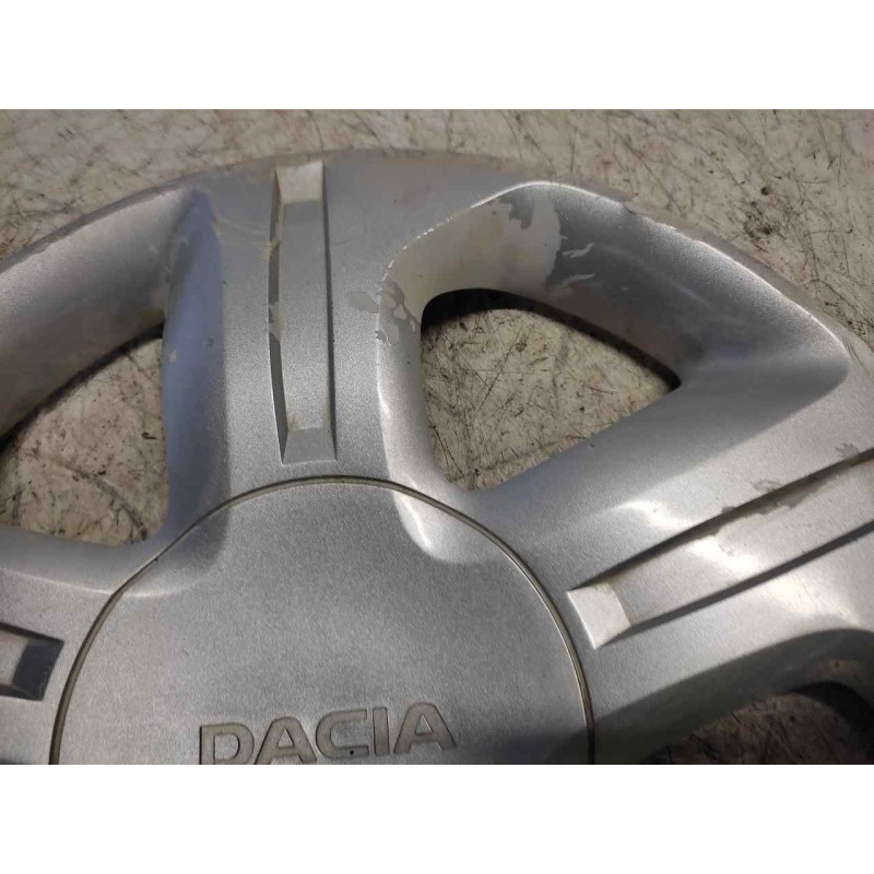 Recambio de tapacubos para dacia dokker referencia OEM IAM 5202S0010 15 3