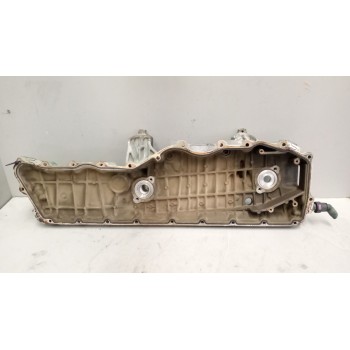 Recambio de tapa enfriador aceite para volvo fm xxx 12.8 diesel referencia OEM IAM 21905815  21905817