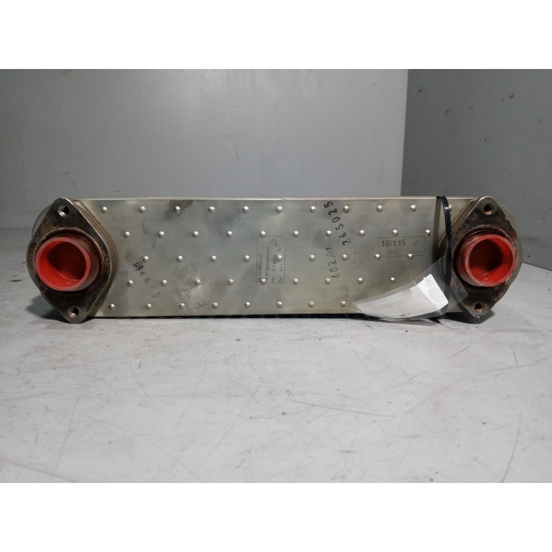 Recambio de enfriador aceite motor para iveco stralis (ad/at) fs at t/p    4x2 larga distancia referencia OEM IAM 5801489595 - Blanco 3