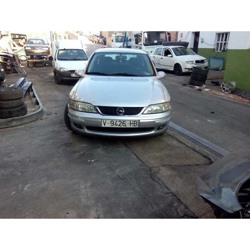 OPEL VECTRA B BERLINA