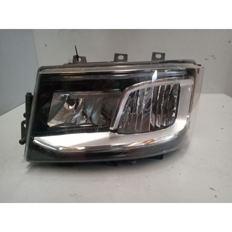 Recambio de faro izquierdo para scania serie p/g/r (c-clase) fsa r450 (4x2) largo cr 19 a referencia OEM IAM 2674390 - Blanco