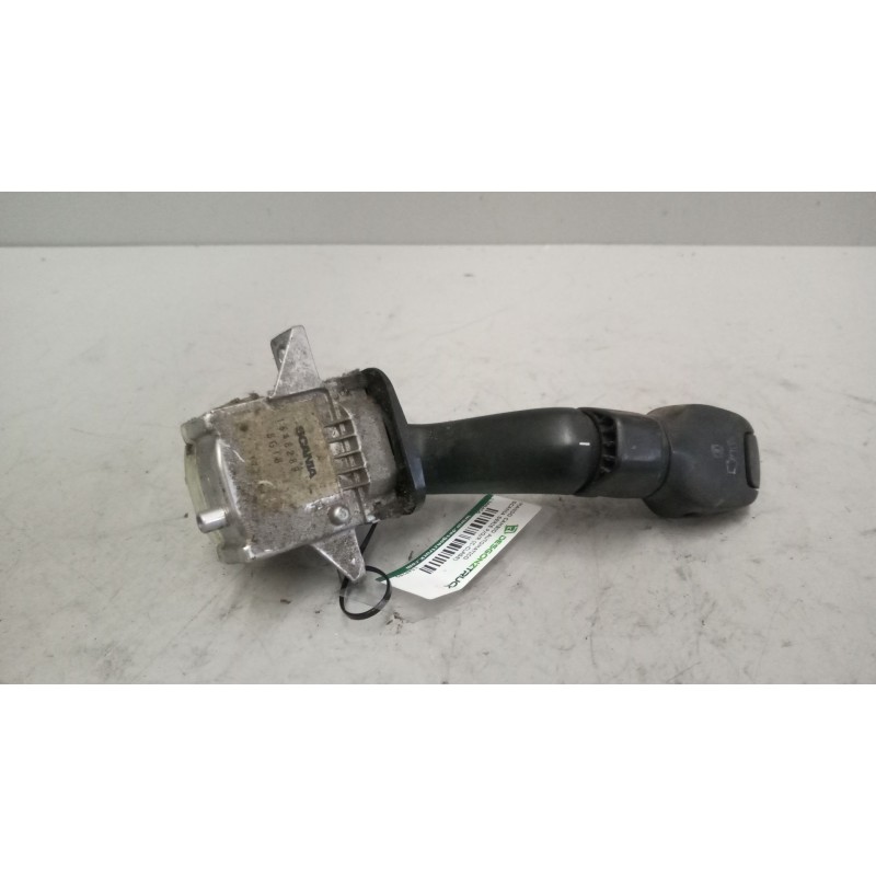 Recambio de mando cambio automatico para scania serie p/g/r (c-clase) 15.6 diesel referencia OEM IAM 1548289 - Blanco 2