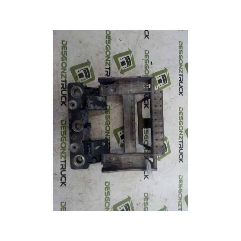 Recambio de soporte para daf serie xf105.460 fsa 4x2 space-cab referencia OEM IAM 1735004  PELDAÑO FRONTAL 3