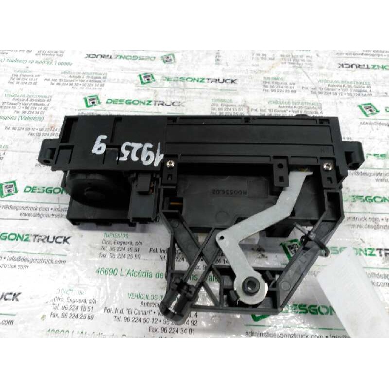 Recambio de mando calefaccion / aire acondicionado para nissan primera berl./familiar (p10/w10) gx berlina (a,e) referencia OEM - Blanco 3