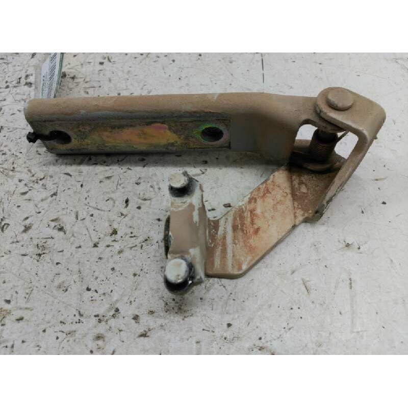 Recambio de bisagra puerta corredera para nissan vanette cargo vanette cargo caja cerrada referencia OEM IAM  DERECHA CENTRAL - Blanco