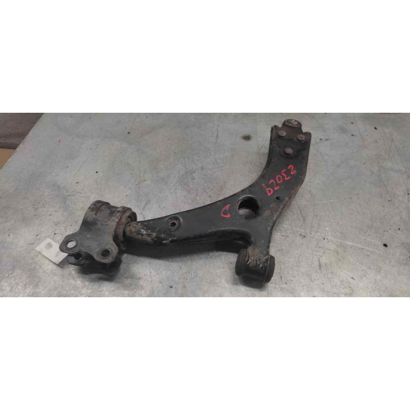 Recambio de brazo suspension inferior delantero derecho para ford focus turnier (cb4) trend referencia OEM IAM - Blanco 2