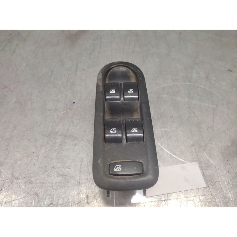 Recambio de mando elevalunas delantero izquierdo para renault scenic ii authentique referencia OEM IAM   