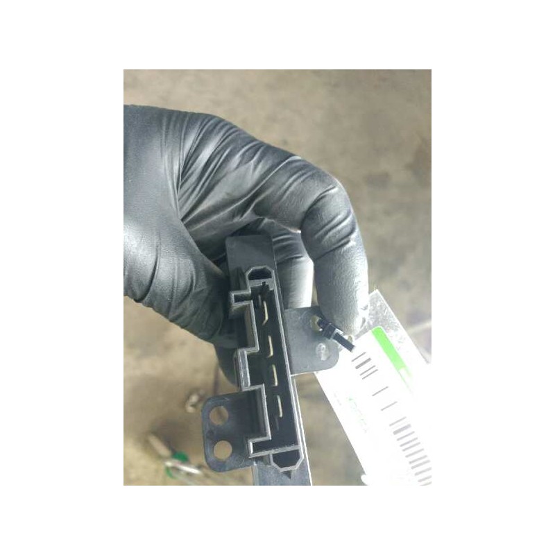 Recambio de resistencia calefaccion para nissan primera berl./familiar (p10/w10) gx berlina (a,e) referencia OEM IAM - Blanco 3