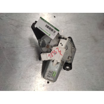 Recambio de motor limpia trasero para renault clio iii dynamique referencia OEM IAM 8200311486A  