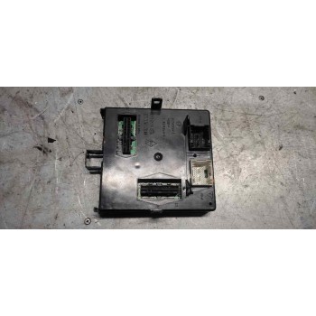 CAJA RELES / FUSIBLES 8200367242 8200346814 8200447435