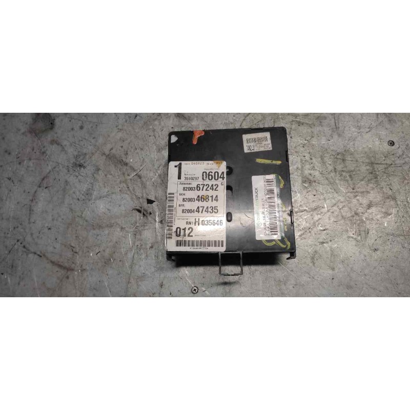 Recambio de caja reles / fusibles para renault laguna ii grandtour (kg0) referencia OEM IAM 8200367242 8200346814 8200447435 2