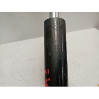 Recambio de brazo elevacion cabina para man le 12.225 lc referencia OEM IAM 85417236018  