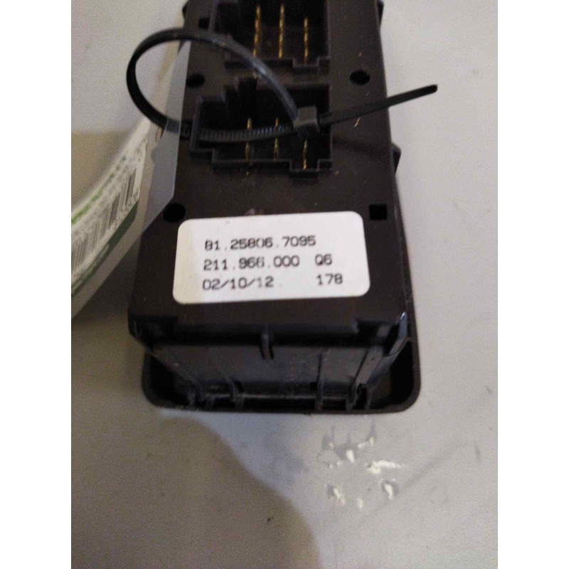 Recambio de mando elevalunas delantero derecho para man tgx 18.480 12.4 diesel referencia OEM IAM 81258067095 - Azul 3