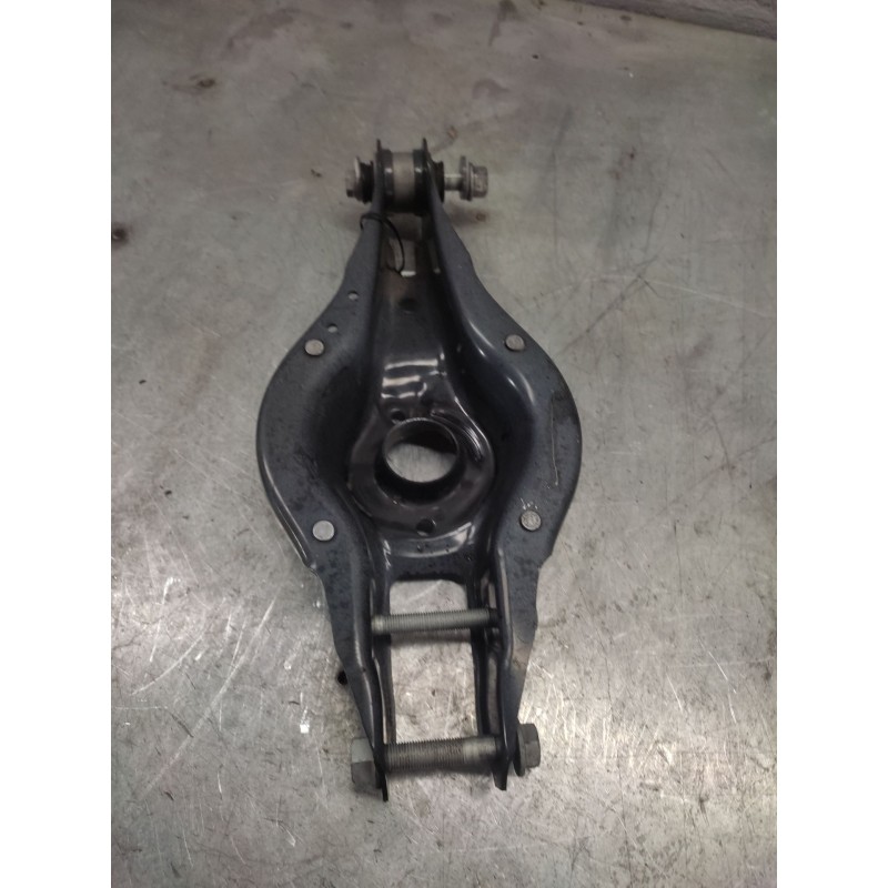 Recambio de brazo suspension inferior trasero izquierdo para bmw serie 1 lim. (f20) referencia OEM IAM - Blanco 2
