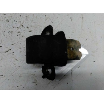 CERRADURA PUERTA CARGA INFERIOR DERECHA 