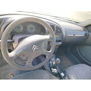 citroën xsara berlina del año 2001