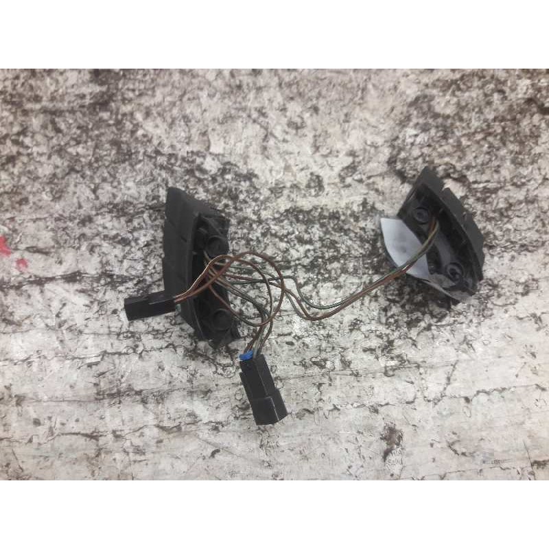Recambio de mando radio para opel combo (corsa c) familiar referencia OEM IAM  4 PINS - Blanco 2